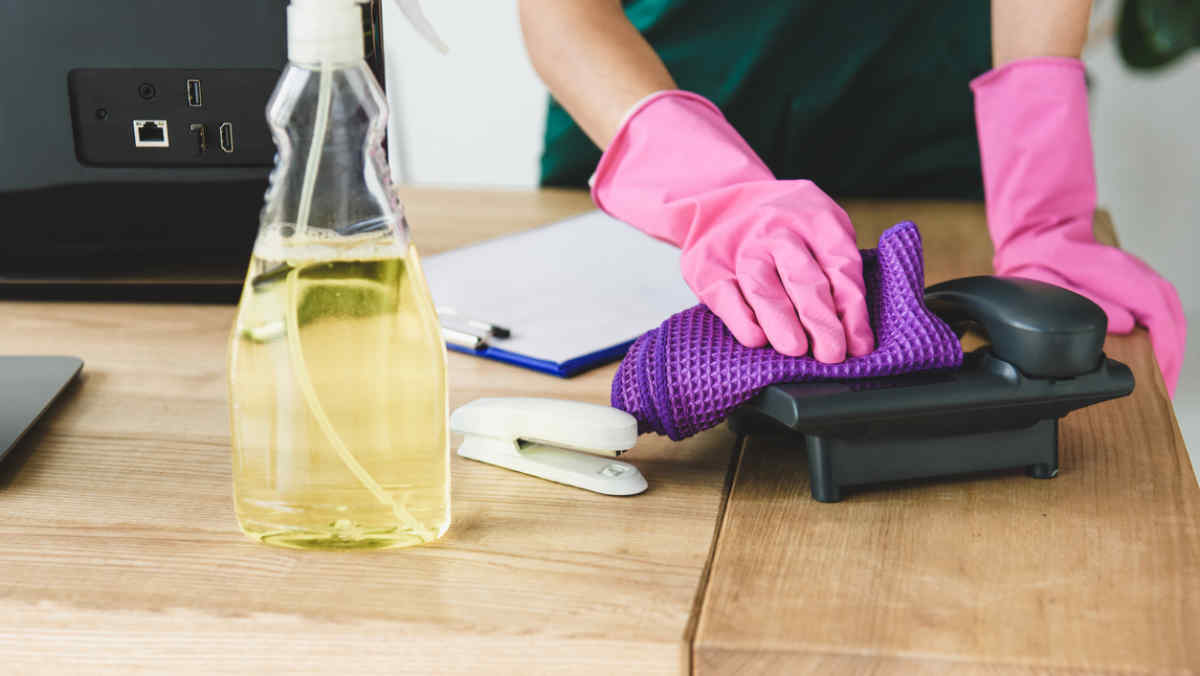 Why Is 70% Isopropyl Alcohol (IPA) a Better Disinfectant than 99% Isopropanol?